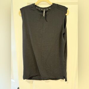 Legends Sleeveless shirt